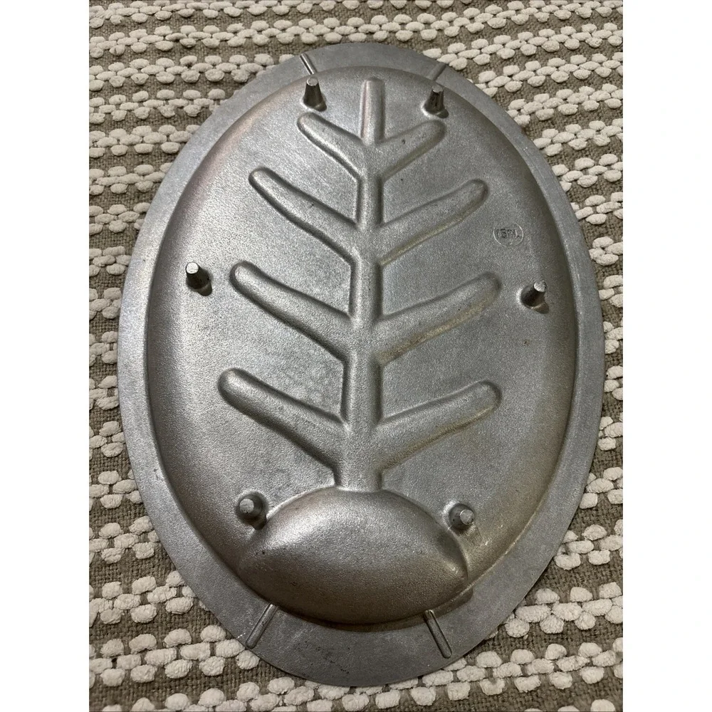 Vintage Sizzle Platter Cast Aluminum 14.5